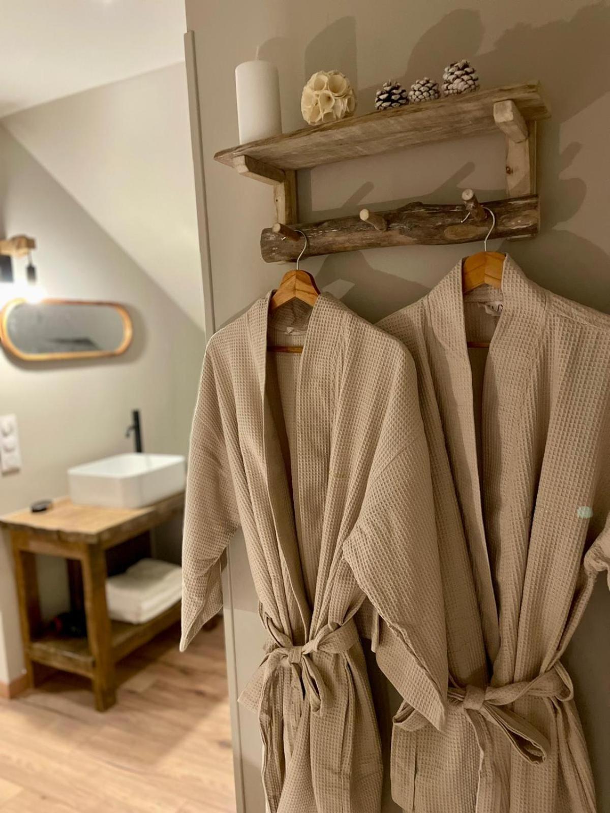 Les Secrets De La Baie - Le Refuge Spa Balneo エタプル エクステリア 写真